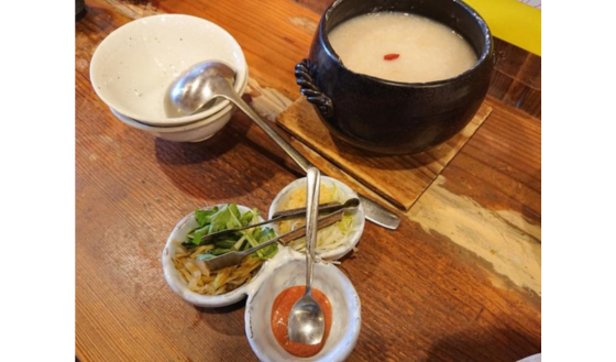 お粥と創作中華料理の店 小槌